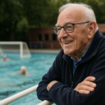 Beroemde zwemleraar Piet van der Spoel (95) overleden