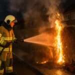 Haag bij woning brandt door vuurwerk in Barneveld
