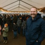 Nieuwjaarsfeest vakantiepark haalt €1200 op voor World Servants