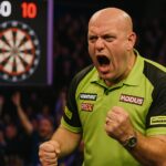 Topdarter Van Gerwen redt zich nipt en zet slecht jaar recht